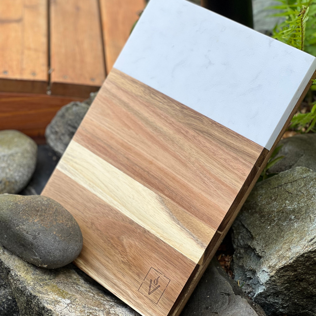 Small Charcuterie Board and Knife Set (Marble and Acacia Wood